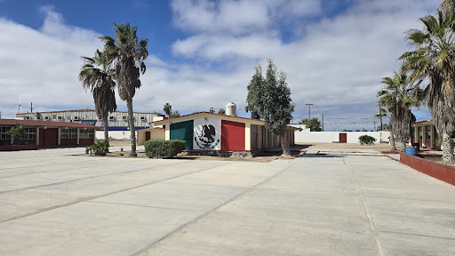 SECUNDARIA FRANCISCO J. MÚJICA