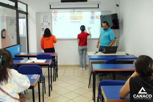 Total English School