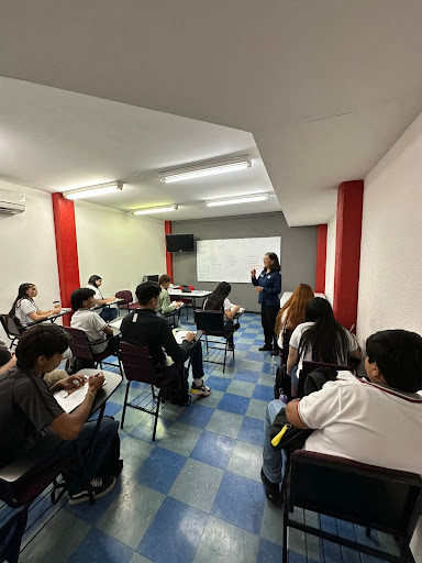 INSTITUTO ECCU – Preparatoria e Inglés