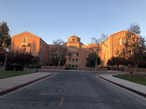 Universidad de California en Los Ángeles