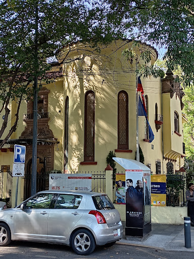 Cursos de inglés IH-Live