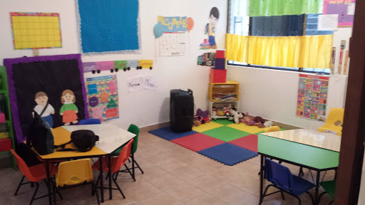 kinder Bailey. (Con horario extendido)